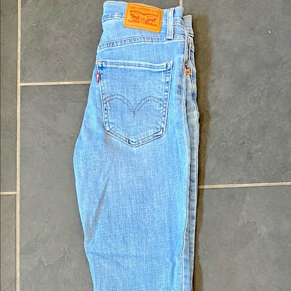 Levi’s Mile High Super Skinny Jeans - Picture 2 of 4